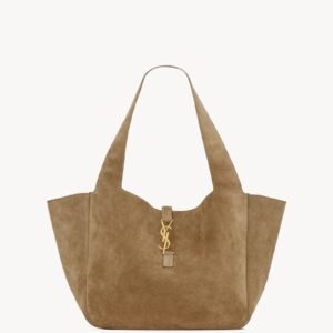 LE 5 À 7 BEA IN SUEDE