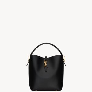 LE 37 IN SHINY LEATHER
BLACK