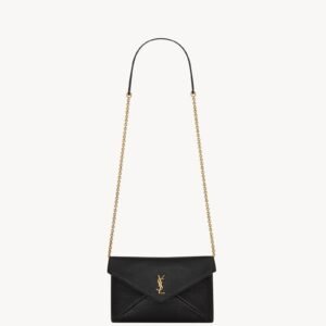 CASSANDRE CHAIN POUCH IN LAMBSKIN
BLACK