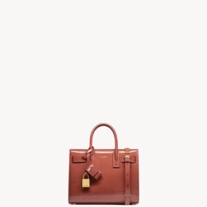 SAC DE JOUR IN PATENT LEATHER - NANO
MILD ROSE