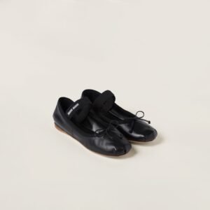 Leather ballerinas
