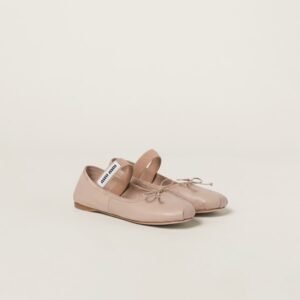 Leather ballerinas