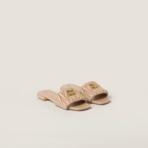 Matelassé nappa leather slides
