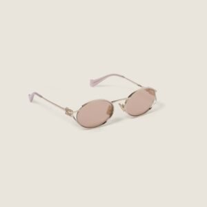 Miu Miu Logo sunglasses 
Color: Rose gold lenses