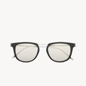 SL 753

wellington glasses with acetate frames and nylon lenses, featuring a metal bridge and arms.
find in store