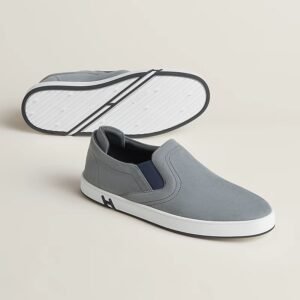 Lucky slip-on sneaker