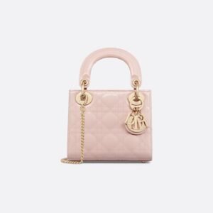 Mini Lady Dior Bag
Powder Pink Patent Cannage Calfskin