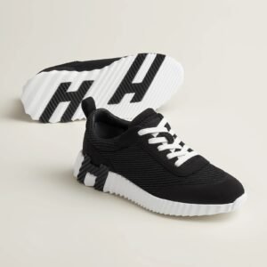 Bouncing sneaker