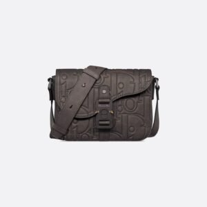 Small Saddle Messenger Bag with Flap
Brown Dior Gravity Vintage Leather