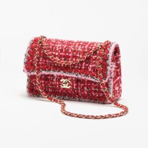 SMALL CLASSIC HANDBAG
 
Tweed & Gold Metal 
Red, Pink & Black