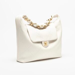 MAXI HOBO BAG
 
Shiny Calfskin & Gold-Tone Metal 
White