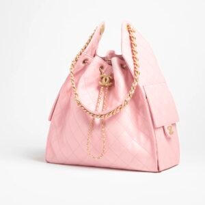 CHANEL 25 MEDIUM HANDBAG
 
Grained Calfskin & Gold-Tone Metal 
Light Pink