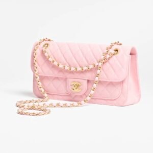 FLAP BAG
 
Grained Shiny Calfskin & Gold-Tone Metal 
Light Pink