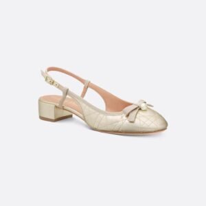 Dior Ballet Slingback Pump
Gold-Tone Laminated Lambskin with Quilted Cannage Motif
