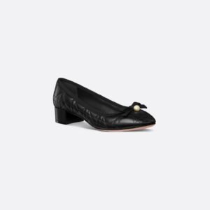 Dior Ballet Flat
Black Quilted Cannage Calfskin