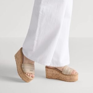 Dway Platform Slide
Powder Beige Grained Calfskin