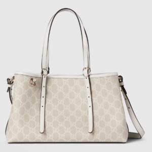 GG Emblem medium tote bag
Variation
beige and white fabric