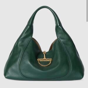 Gucci Softbit maxi shoulder bag
Variation
green leather