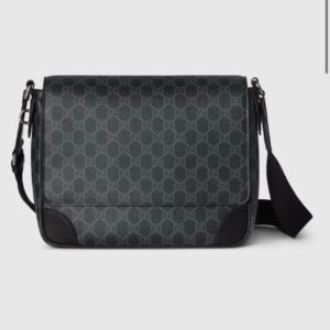 GG Emblem medium crossbody bag