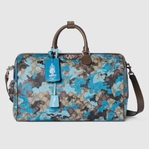 GG medium duffle bag
Variation
blue GG fabric