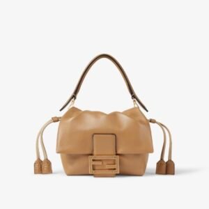 Mamma Baguette Small
Cappuccino nappa leather mini-bag