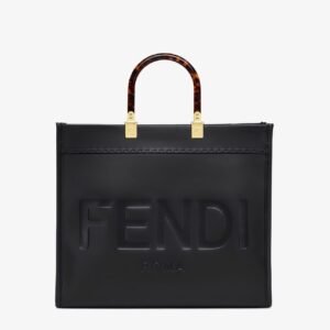 Fendi Sunshine Medium
Black leather shopper