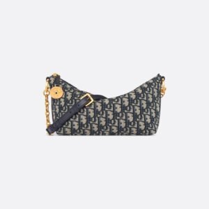 Diorstar Hobo Bag with Chain
Blue Dior Oblique Jacquard