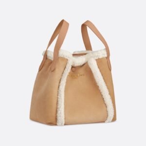 DiorAlps Medium Signature Bucket Bag
Beige Macrocannage Suede Calfskin and Ecru Merino Wool