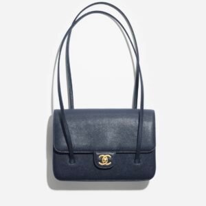 SMALL FLAP BAG
Grained Shiny Calfskin & Gold-Tone Metal 
Dark Blue