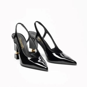 SLINGBACKS
Patent Calfskin 
Black